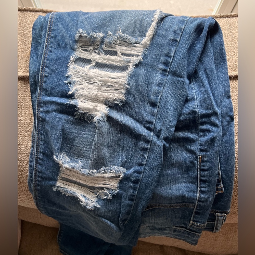 Cello High Rise Distressed Super Skinny - 13